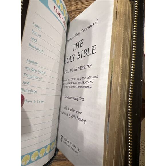 Nelson Young Reader's Bible NIB 1972 #114Z Zipper W/ Cross Black Faux Leather - Picture 10 of 12
